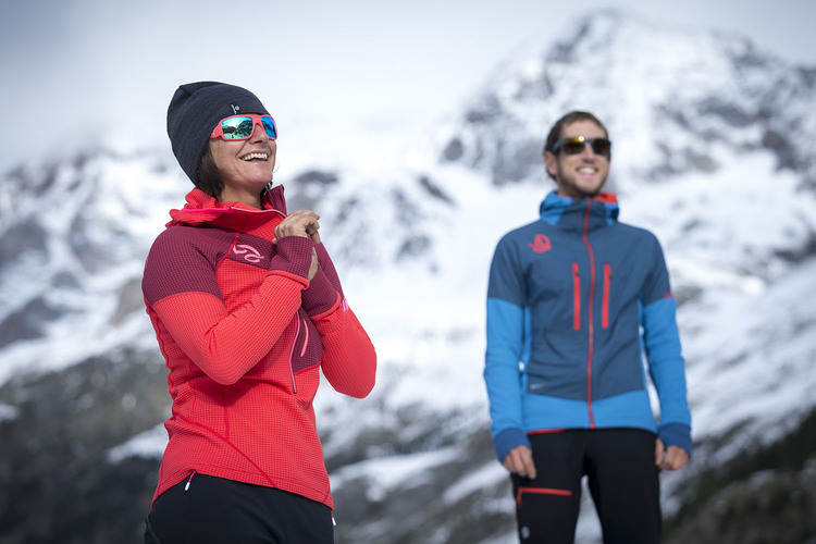 Recomendaciones de ropa y consejos para ir al monte con frío y nieve, según Miriam Marco