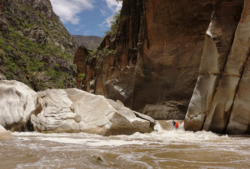 cañon-blanco-peru-kayak