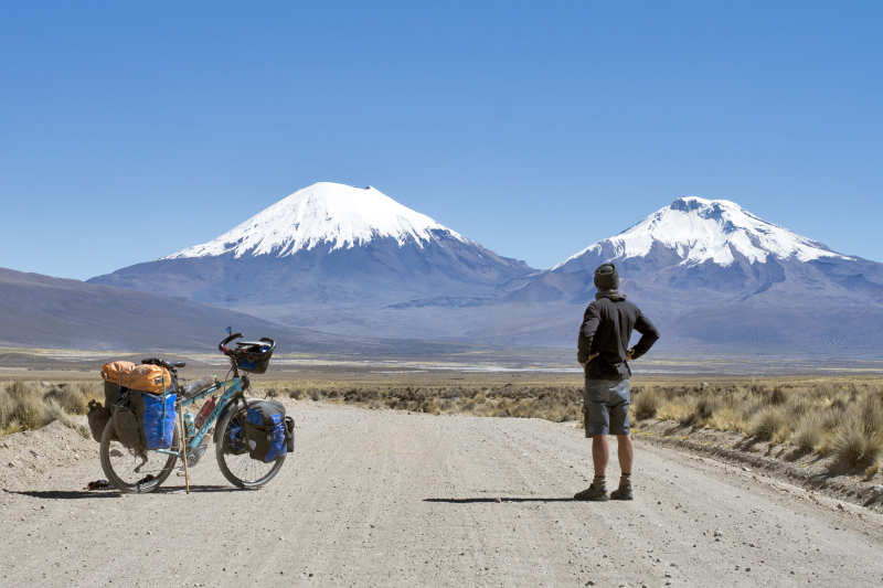 bicicleting-parinacota-bolivia