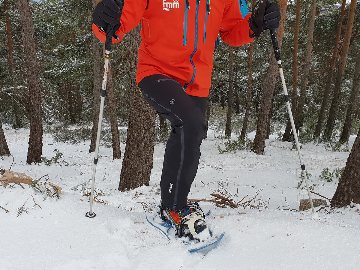 Abriendo huella con Raquetas de Nieve