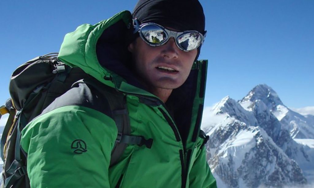 Friend of Ternua Alberto Inurrategi elite alpinist tests prototypes with us