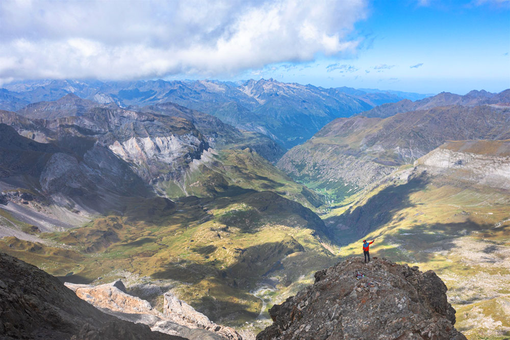 Recorriendo los glaciares más pequeños del Pirineo: “especies” en peligro de extinción