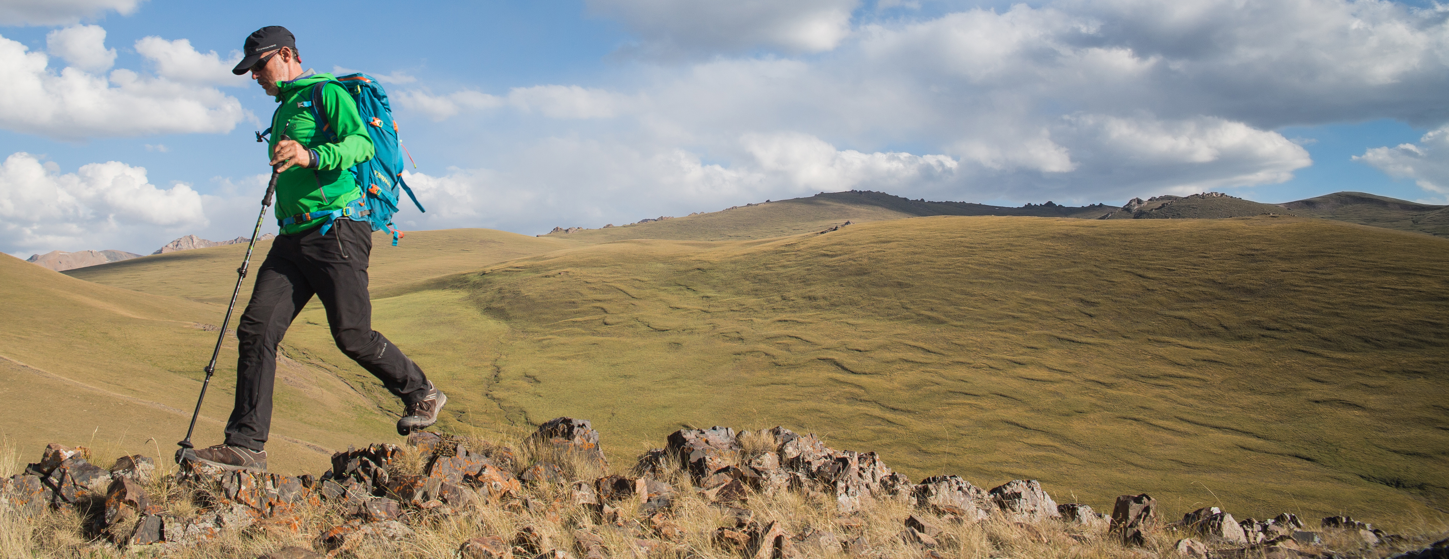 Zer eraman behar da motxilan trekking baterako?